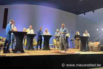 Debattle in huiskamersfeer met vijf partijen die allemaal goed uit hun woorden komen