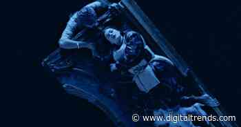 Kate Winslet reveals that Leonardo DiCaprio wasn’t even swimming during that fateful ‘Titanic’ scene