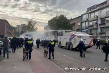 Waterkanon ingezet nadat fans van Antwerp supporters van Beerschot willen uitzwaaien” na wedstrijd