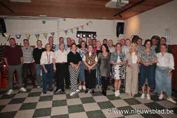 Vijftigjarigen uit Lille feesten stevig bij Fien Hein