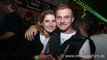 Legendäre Lichter- und Lasershow: 2000 Feierlustige rocken auf der Skylight Party in Prutting