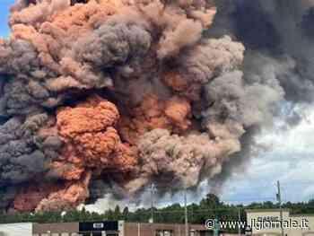 L'esplosione, il rogo nell'impianto chimico e l'ordine di evacuazione: allarme ad Atlanta