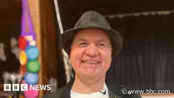 Blind dancer urges others to salsa and jive