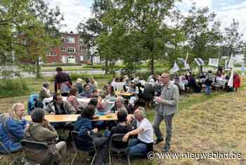 Vierde theaterwandeling sluit tweejarige creatieve viering rond 100 jaar spoorwegbermen af