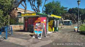 Termini, via chioschi e bancarelle dai marciapiedi: in un anno 18 rimozioni