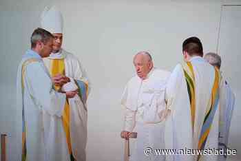 Diaken Davy genoot van misviering met paus Franciscus: “Mijn stem beefde toen hij me een hand gaf”