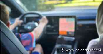 Verbazing bij agenten: jongen (8) pakt auto naar vriendje, met jonger zusje als bijrijder