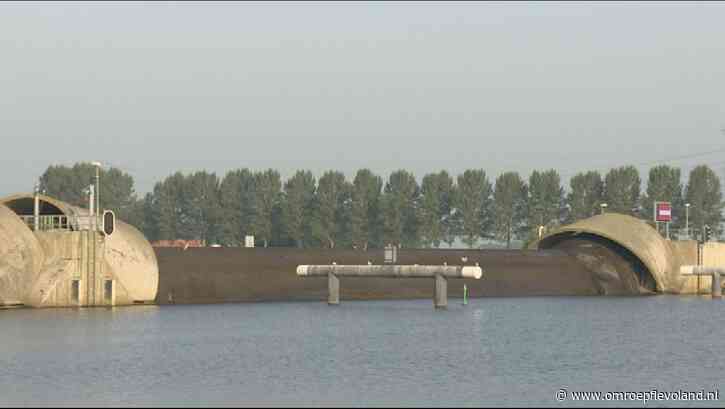 Ens - Balgstuw omhoog als test voor stormseizoen