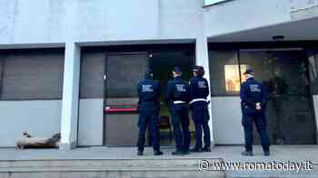 Censimento all'albergo di Torre Maura occupato dai latinos dell'ex Hotel Cinecittà