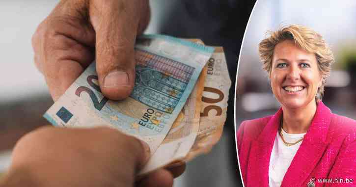 Regering verstrengt regels voor bankgiften: hoe vermijd je dat je kinderen later toch nog erfbelasting op je schenking moeten betalen?