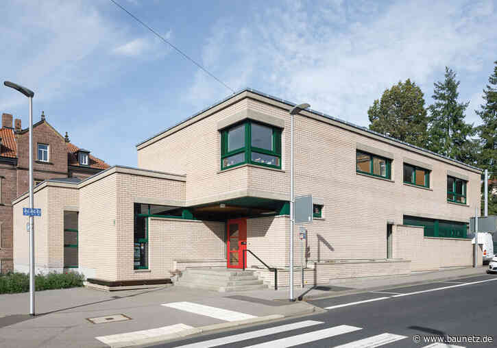 Gemeindezentrum mit neuem Job
 - Umnutzung von Schlicht Lamprecht Kern in Bad Kissingen