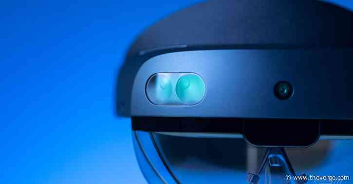 Microsoft is discontinuing its HoloLens headsets