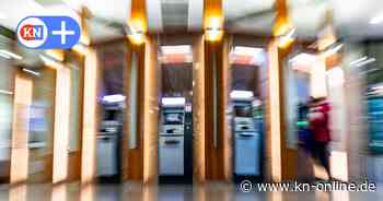 Stehen Kunden in Kiel am Mittwoch vor leeren Bankautomaten?