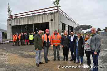 McDonald's in Warburg feiert Richtfest