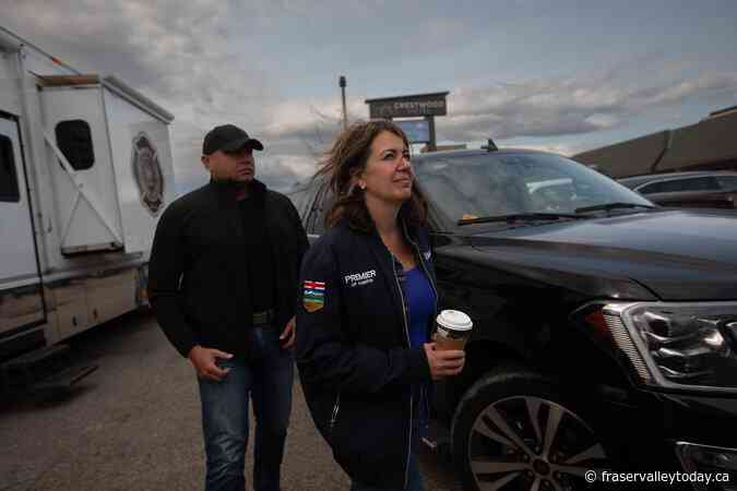 Office of Alberta Premier Smith responds to her comment about chemtrails