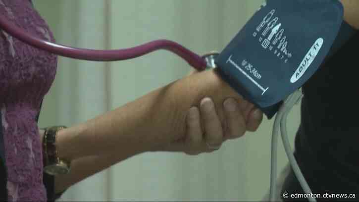 Public fights brewing between Alberta government and doctors, nurses groups
