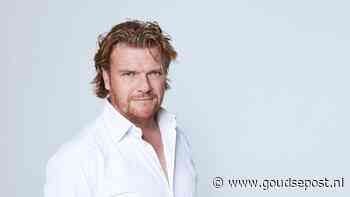 Bas Ragas speelt voorstelling 'In Gods naam' in Goudse Schouwburg