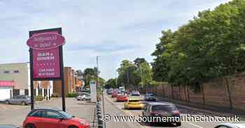 Man arrested and taken to hospital after crashing into traffic lights in Poole