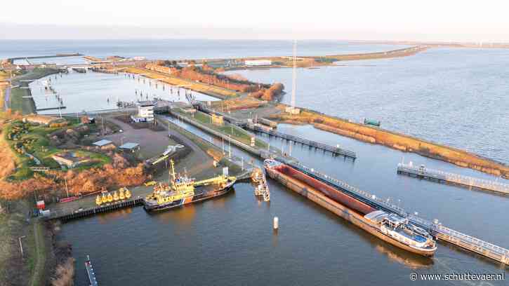 Scheepsbouwers roepen minister Madlener op door te pakken met verruiming Kornwerderzand