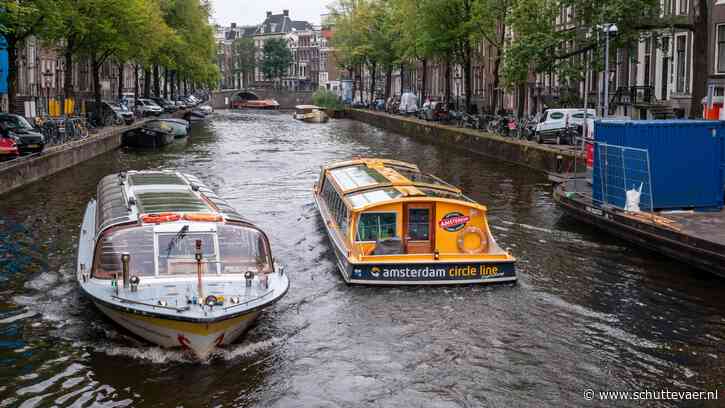 Opnieuw champagne voor Amsterdamse rondvaartreders
