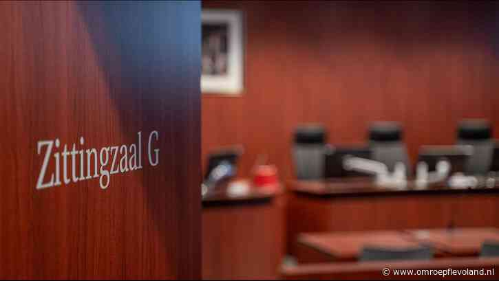 Almere - Man moet cel in voor mishandeling van telefoonverkoper, 'Finaal in elkaar geslagen'