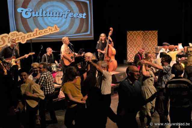 Cultuurverenigingen gehuldigd in jaren ’50-stijl