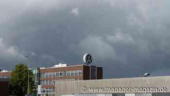 Ehemalige Führungskräfte klagen gegen Sparkurs bei Gehältern