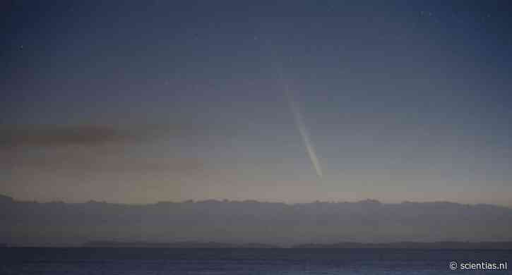 Komeet C/2023 A3 (Tsuchinshan–ATLAS) schittert aan de hemel