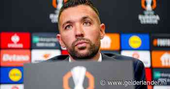 Ajax zwaar gehavend op bezoek bij Slavia Praag: ‘In dat opzicht zijn we misschien zwakker’