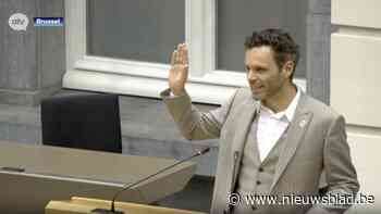 Burgemeester van Rumst, Jurgen Callaerts, legt eed af als Vlaams Parlementslid