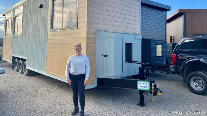 Homeowners scramble after Calgary tiny-home builder folds
