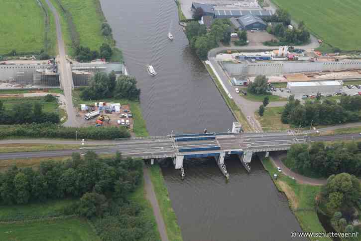 Nieuwbouw acht bruggen Lemmer-Delfzijl loopt jaren uit