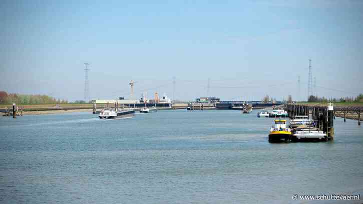 Bijna 30 klachten binnen bij Meldpunt Binnenvaart over aanlegsteigers en ligplaatsen