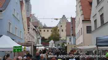 Viele Besucher und großes Halle beim Gallusmarkt in Babenhausen