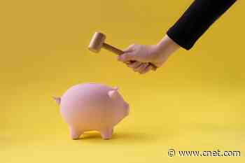 When You Should (and Shouldn't) Tap Into Your Emergency Fund