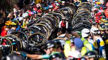 Gesamtes Peloton steht Spalier: Altstar Geschke feiert auf finalem Ritt besondere Ehre