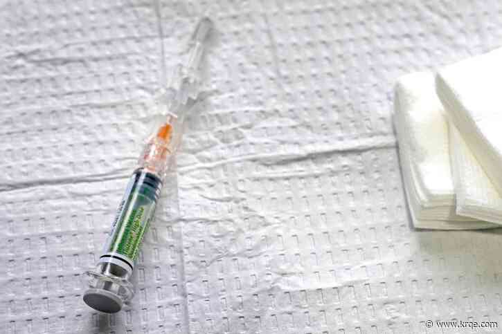 Walgreens offering free flu shots in New Mexico