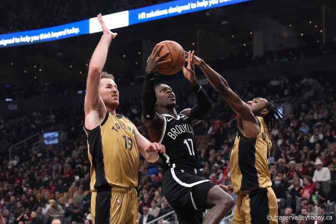 Toronto Raptors starters Quickley and Poeltl working on pick-and-roll chemistry