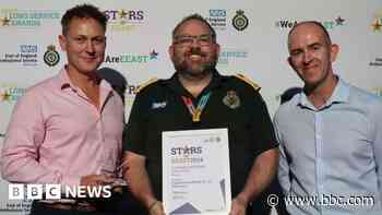 Paramedics recognised for palliative care scheme