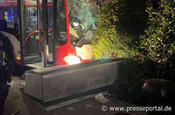 POL-AC: Gestohlener Bus kracht in Hauswand