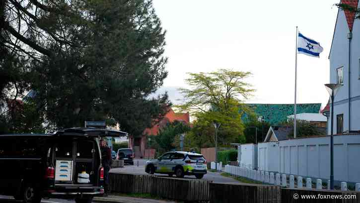 2 teens detained following explosions near Denmark's Israeli Embassy