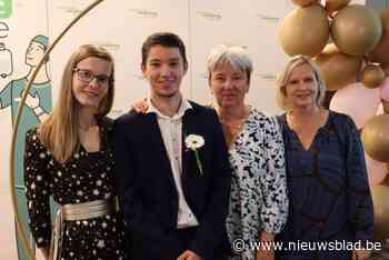 Tibo wint nationale prijs Parel van een Zorgkundige: “Deze erkenning maakt een hele indruk op me”
