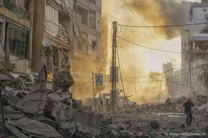 Iran’s foreign minister vows harsh retaliation if Israel strikes Iran in response to missile barrage