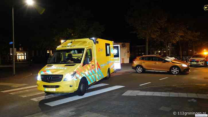Fors ongeval tussen auto en fiets op Ossenmarkt