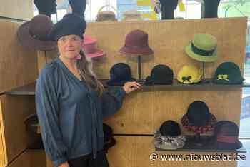 Na Londen is hoedenmaakster Martine te gast in Duits kasteel: “De wereld ontdekt mijn hoeden”