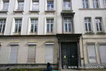 Op zoek naar nieuw leven voor leegstaand historisch gebouw in Hofstraat. Hotel of congrescenterum zijn mogelijk