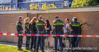 Willem (80) redt zijn buurman van de dood: ‘Hij sloeg onophoudelijk op zijn gezicht’