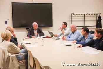 Extra gemeenteraad Alken wordt geopend en meteen gesloten: “Meerderheid houdt iets achter”