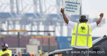 Port Strike Suspended After Dockworkers’ Union Receives New Wage Offer