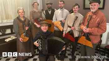 'Anti-Russian sentiments' worry UK balalaika group